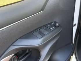 Mazda 2 (2026) thumbnail 10