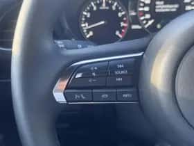 Mazda 3 (2025) thumbnail 14