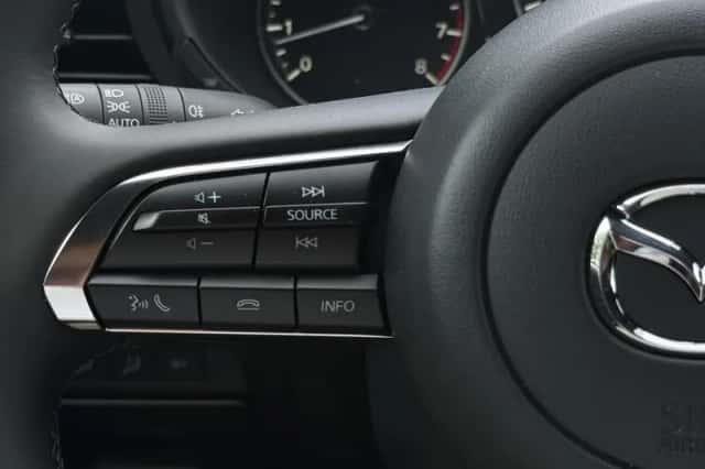 Mazda 3 (2025) thumbnail 6