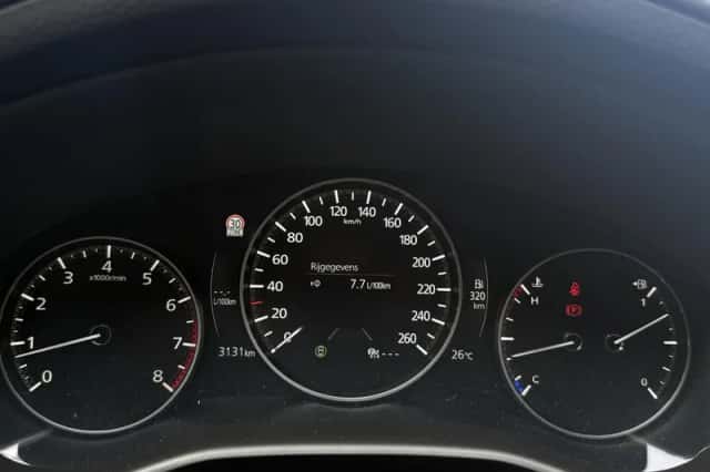 Mazda 3 (2025) thumbnail 8