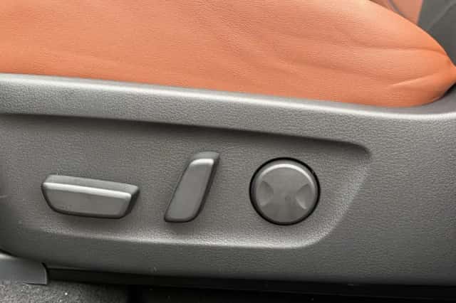 Mazda MX-30 (2025) thumbnail 28