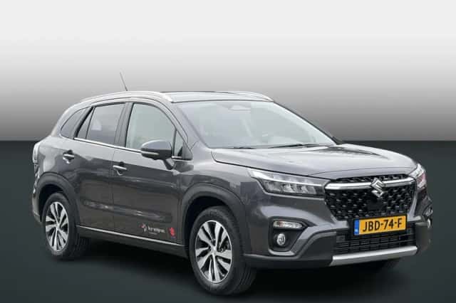Suzuki S-Cross (2025) thumbnail 2