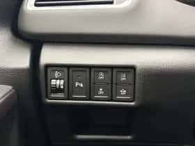 Suzuki S-Cross (2025) thumbnail 11