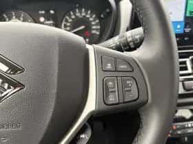 Suzuki S-Cross (2025) thumbnail 14