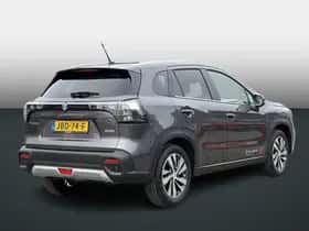 Suzuki S-Cross (2025) thumbnail 4