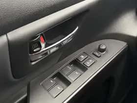 Suzuki S-Cross (2025) thumbnail 10