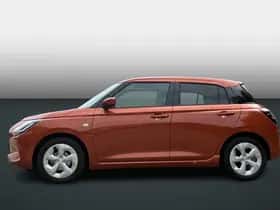Suzuki Swift (2025) thumbnail 2