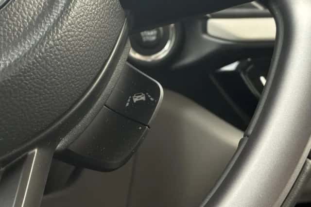Suzuki Swift (2025) thumbnail 14