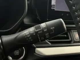 Suzuki Swift (2025) thumbnail 16