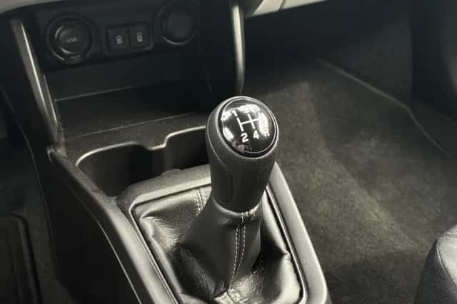 Suzuki Swift (2025) thumbnail 20