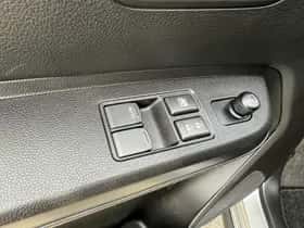 Suzuki Ignis (2022) thumbnail 10