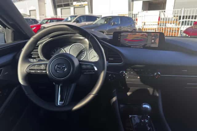 Mazda 3 (2026) thumbnail 10