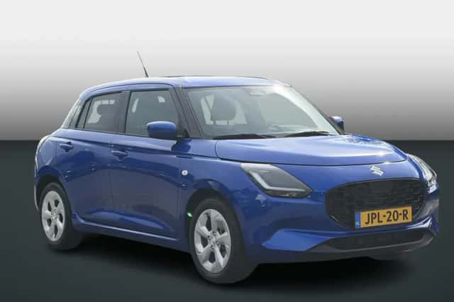Suzuki Swift (2025) thumbnail 2