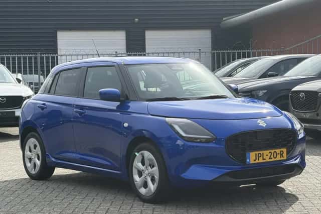 Suzuki Swift (2025) thumbnail 3