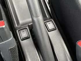 Suzuki Swift (2025) thumbnail 23