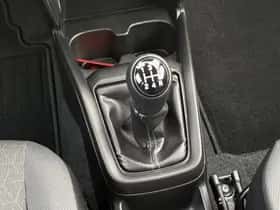 Suzuki Swift (2025) thumbnail 24