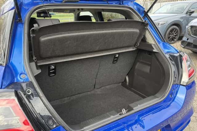 Suzuki Swift (2025) thumbnail 26