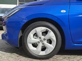 Suzuki Swift (2025) thumbnail 8