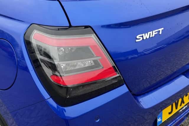 Suzuki Swift (2025) thumbnail 6