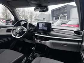 Suzuki Swift (2025) thumbnail 8