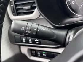 Suzuki Swift (2025) thumbnail 13