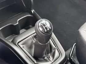 Suzuki Swift (2025) thumbnail 21