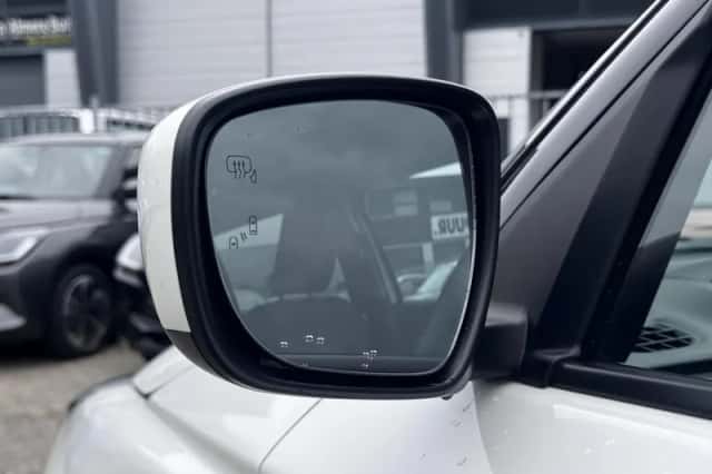 Suzuki Swift (2025) thumbnail 24