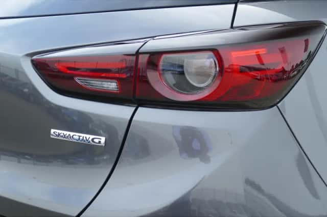 Mazda CX-3 (2021) thumbnail 9