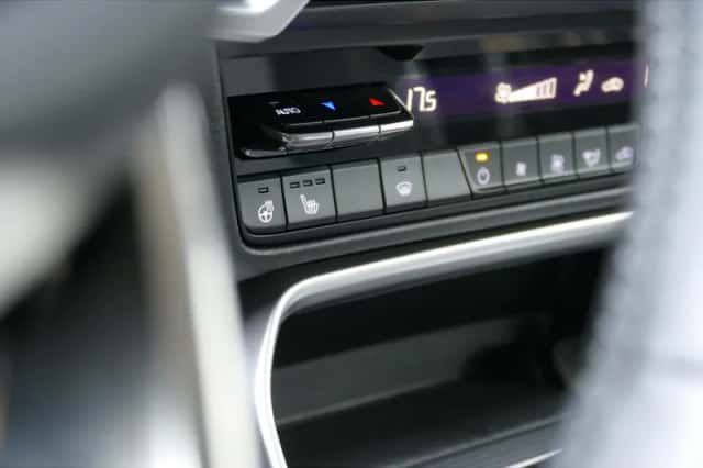 Mazda CX-60 (2022) thumbnail 15