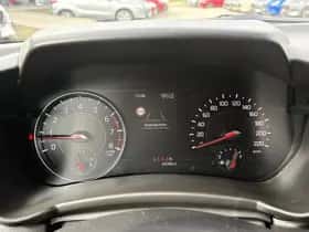 Suzuki Swift (2025) thumbnail 12