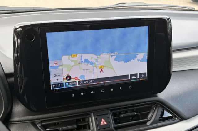 Suzuki Swift (2025) thumbnail 16