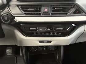 Suzuki Swift (2025) thumbnail 17