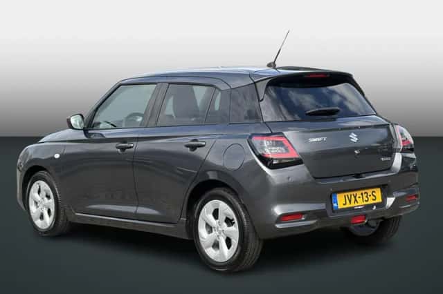 Suzuki Swift (2025) thumbnail 5