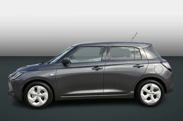 Suzuki Swift (2025) thumbnail 6