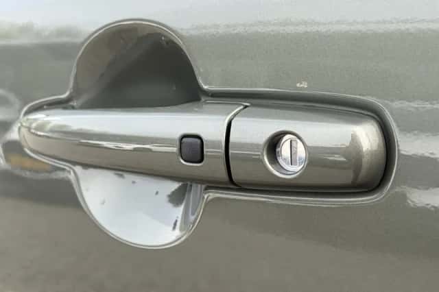 Suzuki Ignis (2022) thumbnail 7