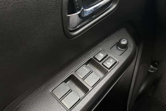 Suzuki Ignis (2022) thumbnail 9