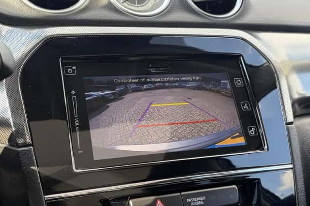 Suzuki Vitara (2019) thumbnail 15
