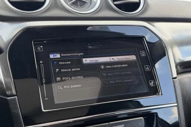 Suzuki Vitara (2019) thumbnail 18