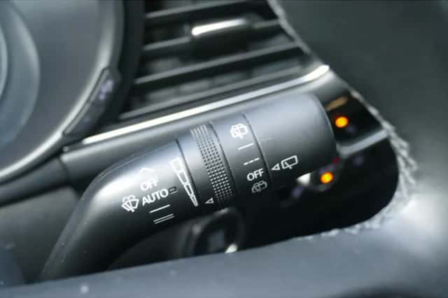 Mazda 3 (2021) thumbnail 11