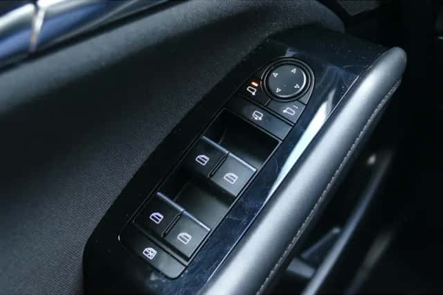 Mazda 3 (2021) thumbnail 22