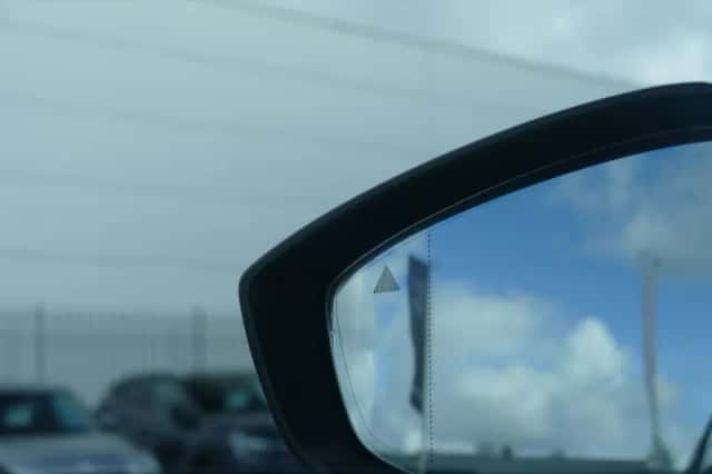 Mazda 3 (2021) thumbnail 24