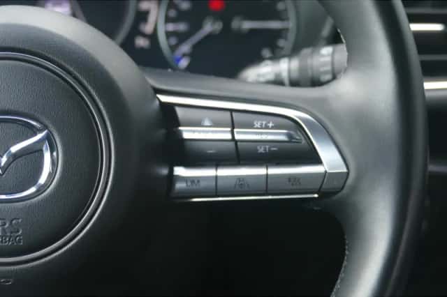 Mazda 3 (2021) thumbnail 9
