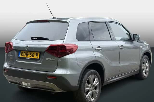 Suzuki Vitara (2019) thumbnail 2