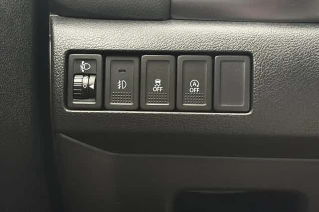 Suzuki Vitara (2019) thumbnail 12