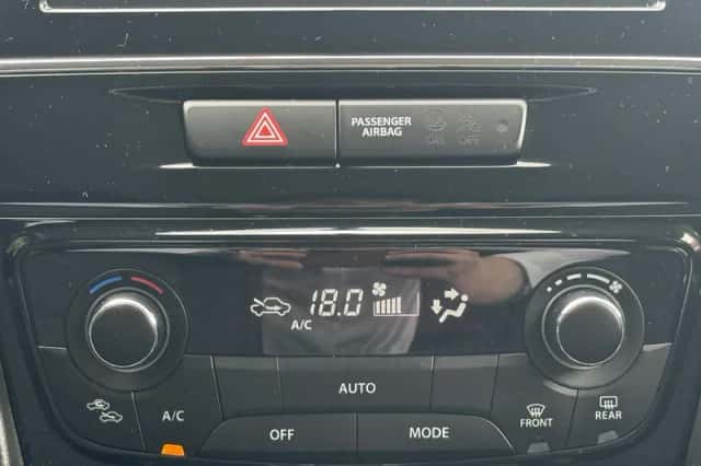 Suzuki Vitara (2019) thumbnail 10