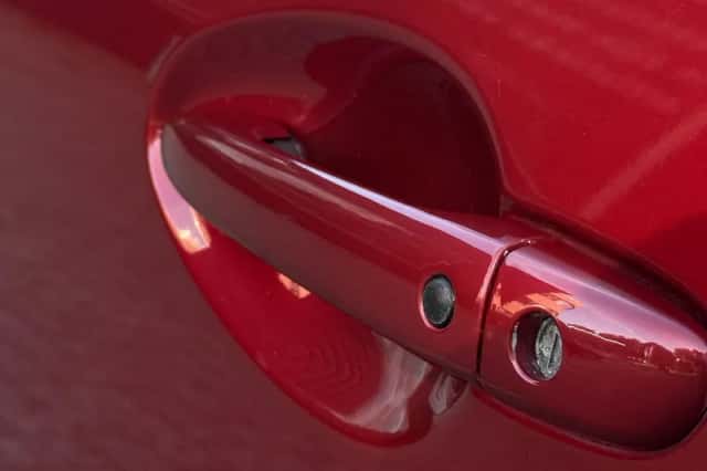 Mazda 2 (2016) thumbnail 12