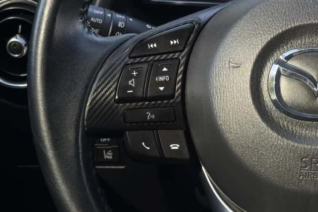 Mazda 2 (2016) thumbnail 6
