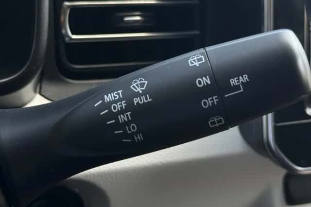 Suzuki Ignis (2019) thumbnail 11