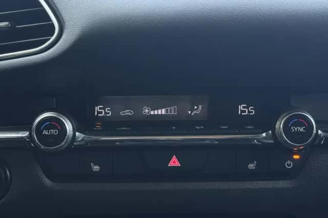 Mazda CX-30 (2023) thumbnail 6