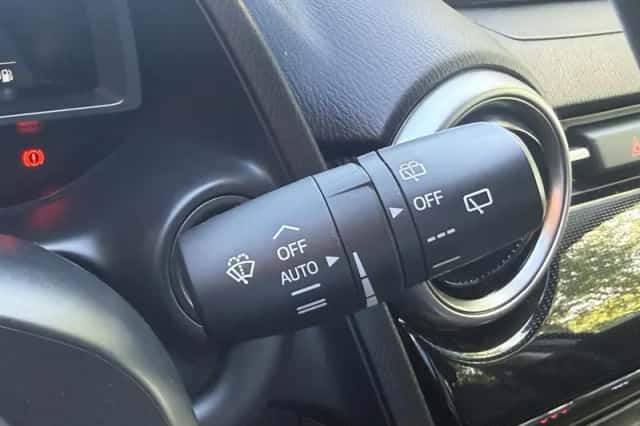 Mazda 2 (2020) thumbnail 10